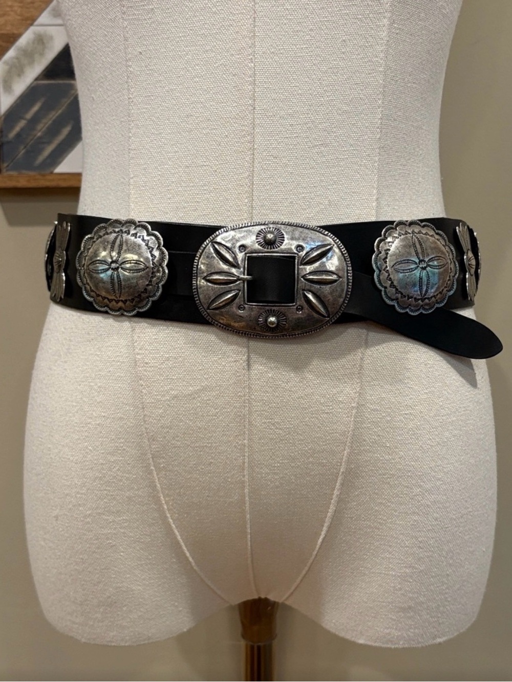 Ralph Lauren Collection Black Leather Western Concho Belt Silver size Small
